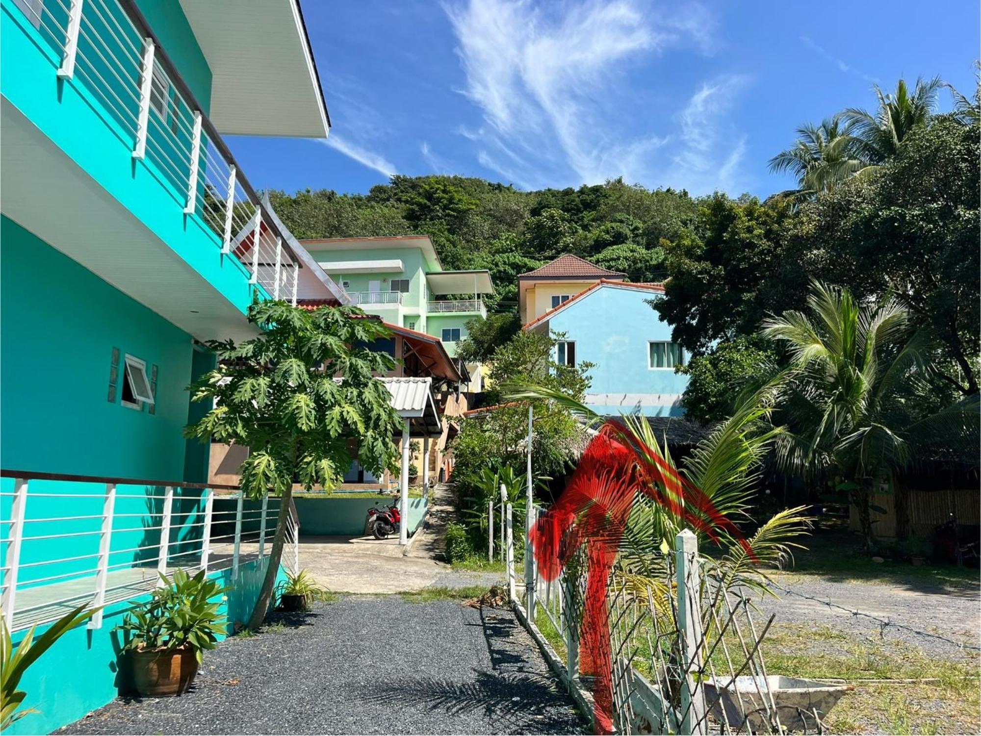 Sea Dreamer Beachfront Apartments Phuket Exterior foto